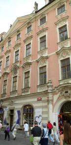 Dům U Sixtů https://pamatkovykatalog.cz/sixtuv-dum-18438259