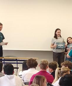 Předávání diplomu