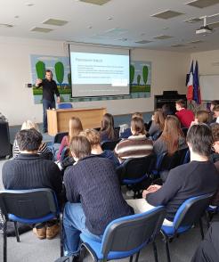 Přednáška z neurologie: Nahlédnutí do světa medicíny