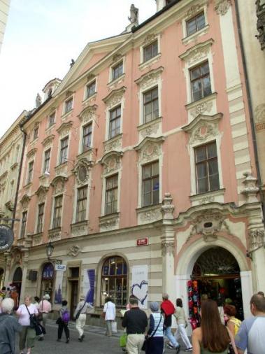 Dům U Sixtů https://pamatkovykatalog.cz/sixtuv-dum-18438259