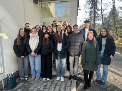 Studenti 3. ročníků před patologií 