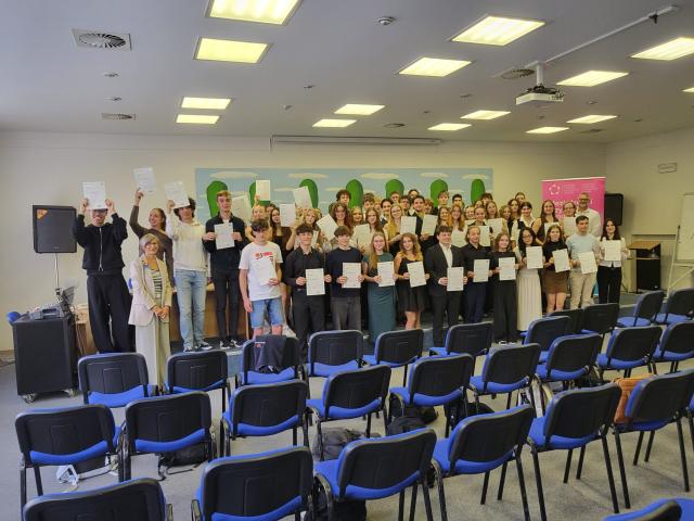 Předávání jazykových certifikátů Předávání jazykových certifikátů