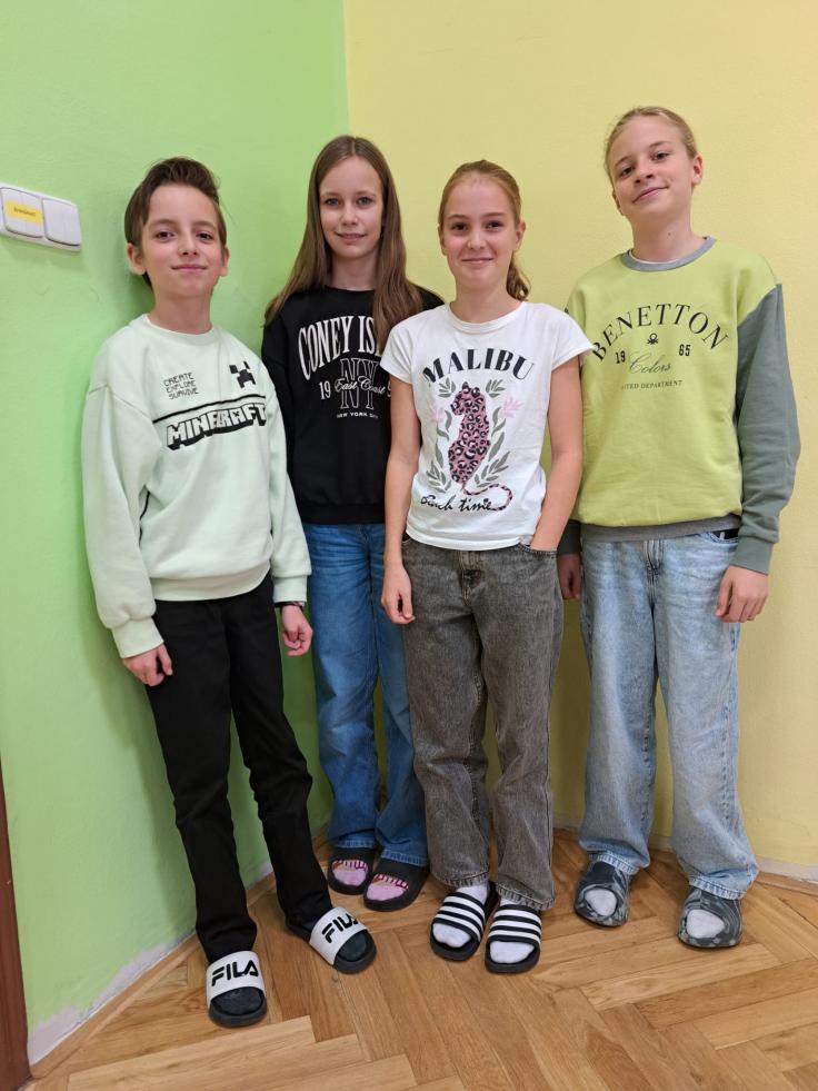 Pythagoriáda 1. O - zleva: Vojtěch Křenek, Kristýna Maderáková, Babeta Borlová, Maxmilián Pavlíček