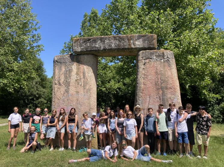 Třída 2.O u strakonického Stonehenge